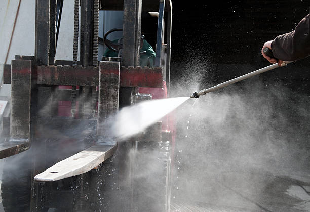 Best Roof Pressure Washing  in Whitesburg, KY